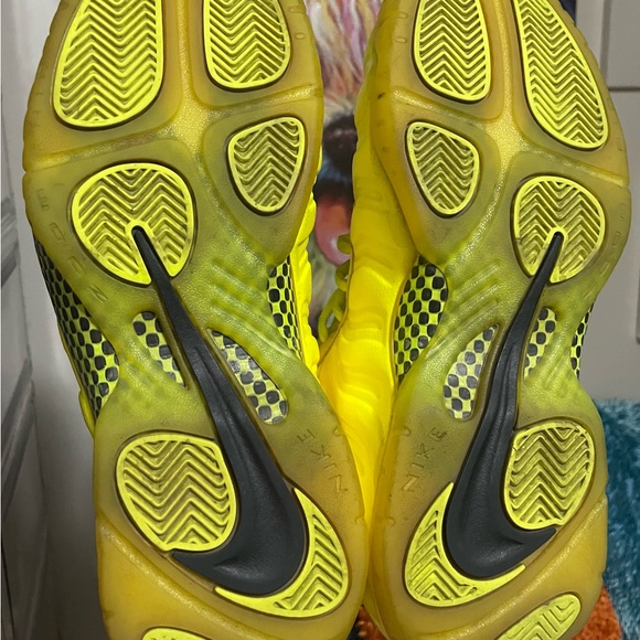Foamposite Pro “Highlighter” - Picture 5 of 5